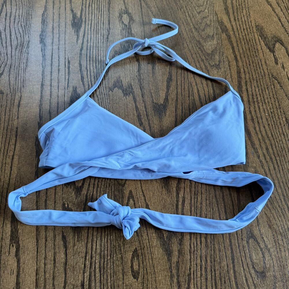 Aerie Women’s Baby Blue Cross Wrap Front Scoop Bikini Swim Suit Top Size Medium